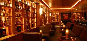 Brandy Library Lounge (ブランデー・ライブラリー・ラウンジ)